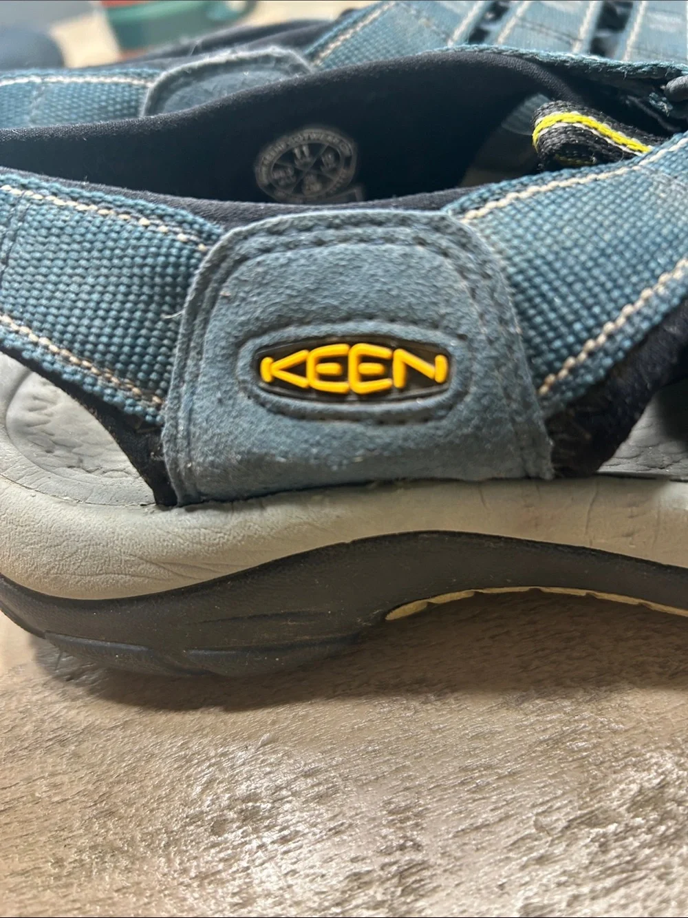 Keen Men's Teal and Yellow Closed-Toe Sports Sandals
